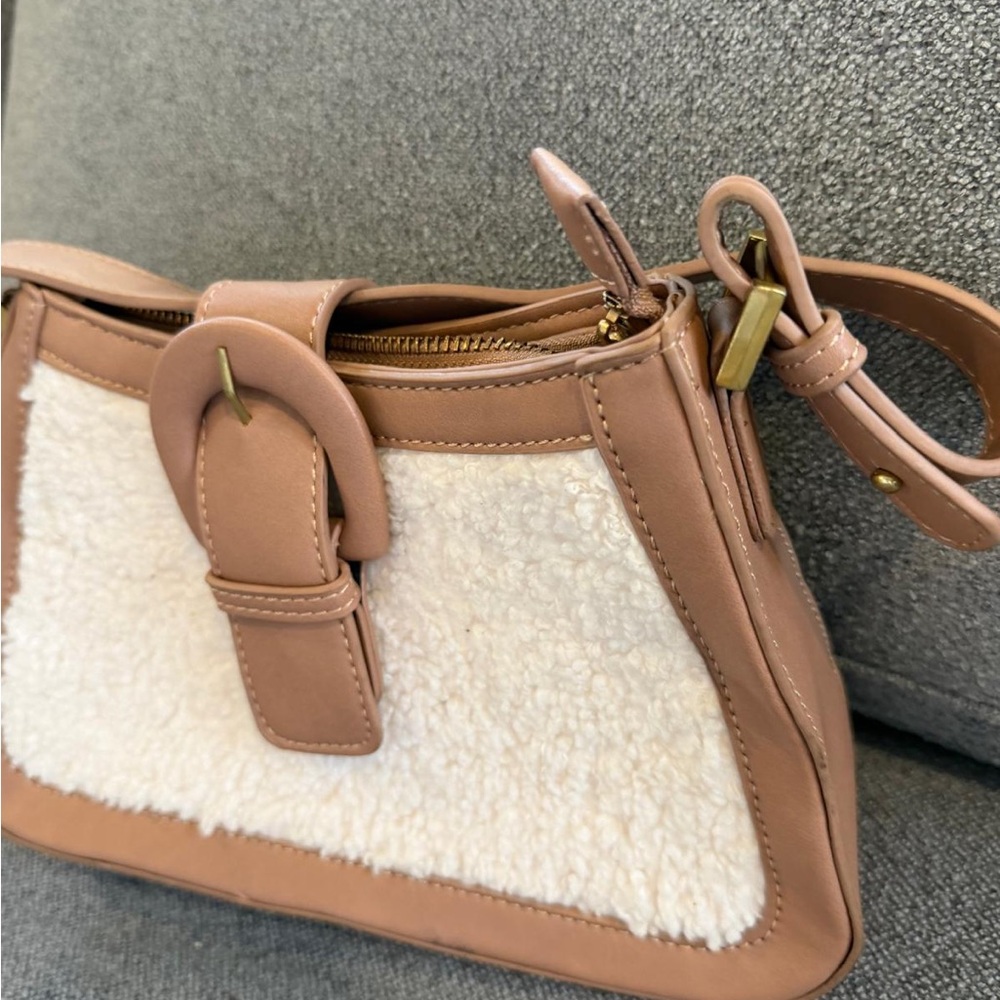 Shearling Accent Brown Crossbody Shoulder Bag - Unbranded - Picture 4 of 16